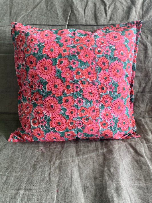 Coussin imprimé à la main - Petit Muxu Concept Store