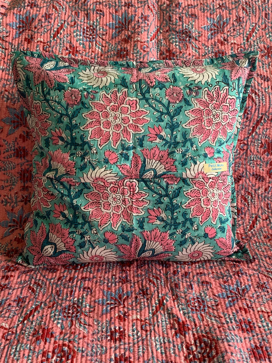 Coussin imprimé à la main - Petit Muxu Concept Store